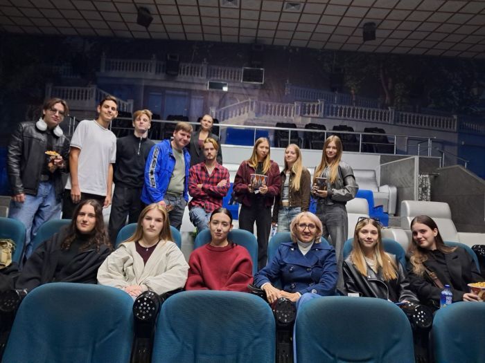 e37e5cc3 42ab 4b49 bf13 5efb71bb50ab 44050